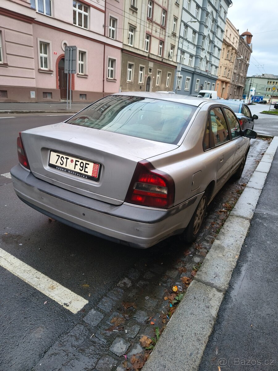 Auto Volvo S80 (na náhradní díly) - 9