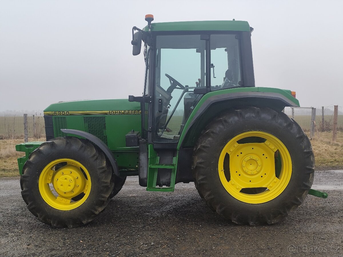 Traktor John Deere 6200 - 9
