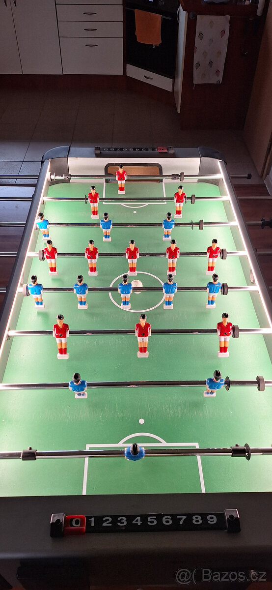 Stolní fotbálek - 9