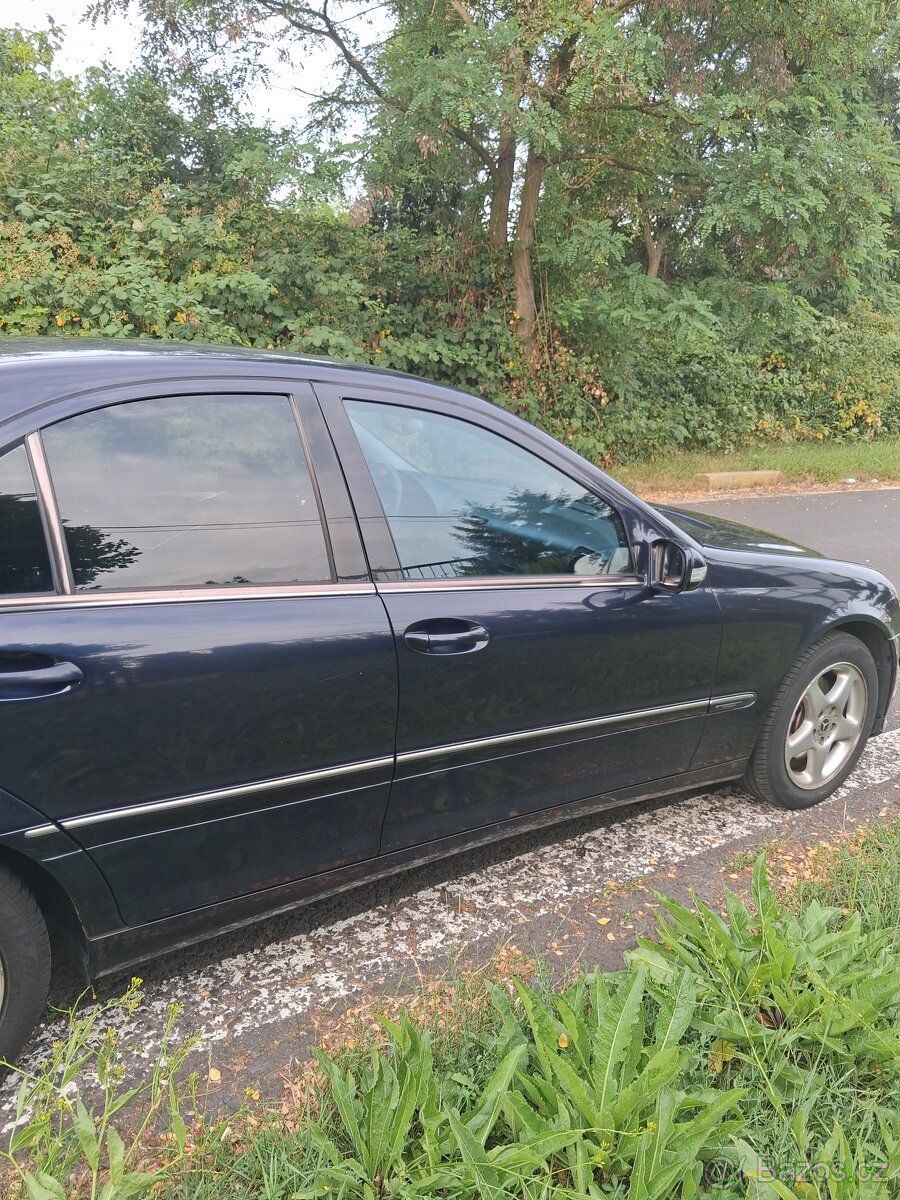 Mercedes benz w203 2.5l V6 - 9