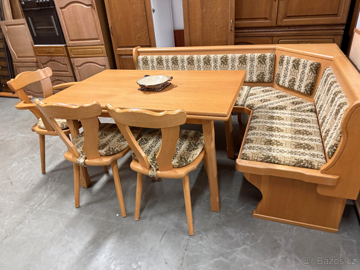 Dubová rohová lavice ,rozkládací stůl a tři židle - 9