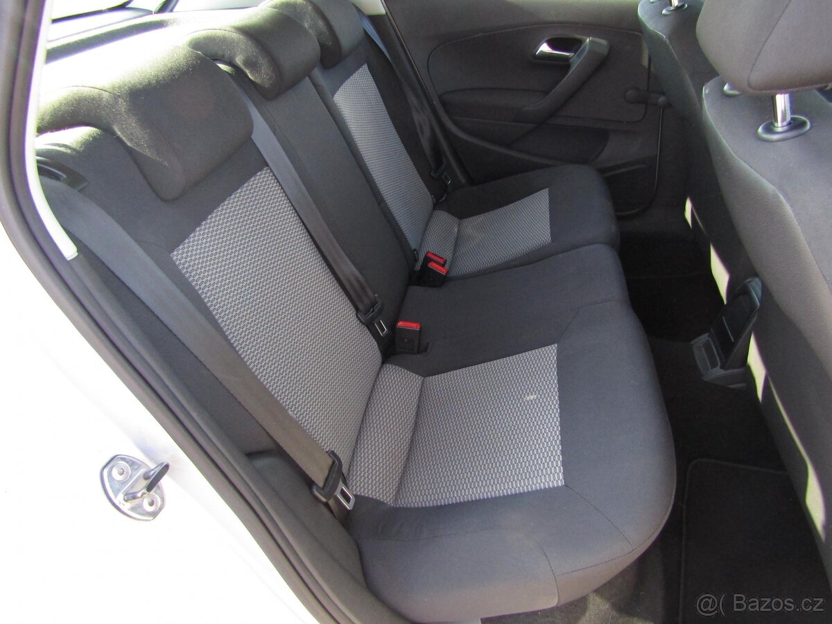 Volkswagen Polo 1.2 i , 44 kW benzín, 2009 - 9