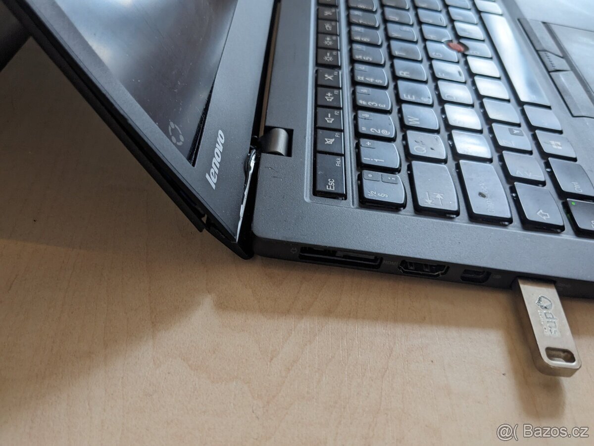 Lenovo Thinkpad X1 carbon - 9