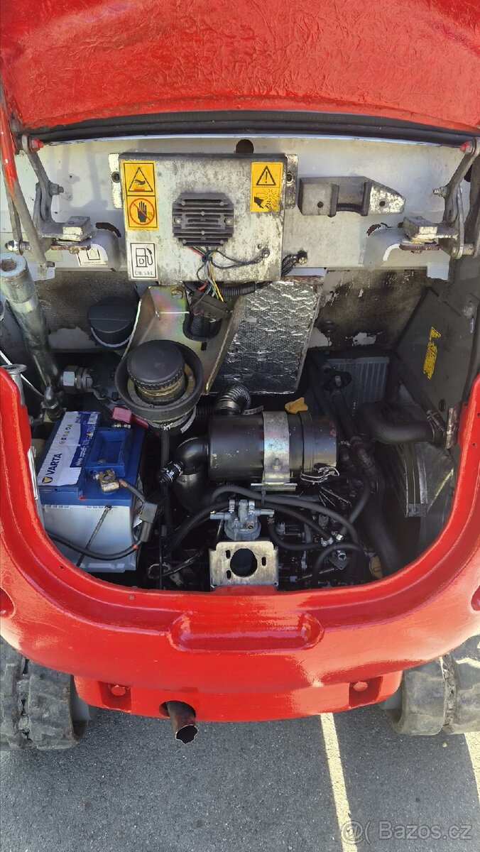 PRODÁM MINIBAGR WACKER NEUSON 1503 RD R.V 2007 - 9