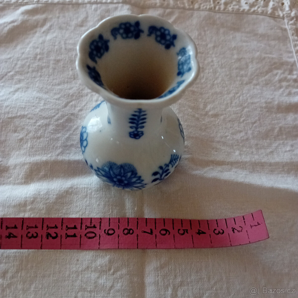 minicibulák a rúzné upomínkové předměty - 9