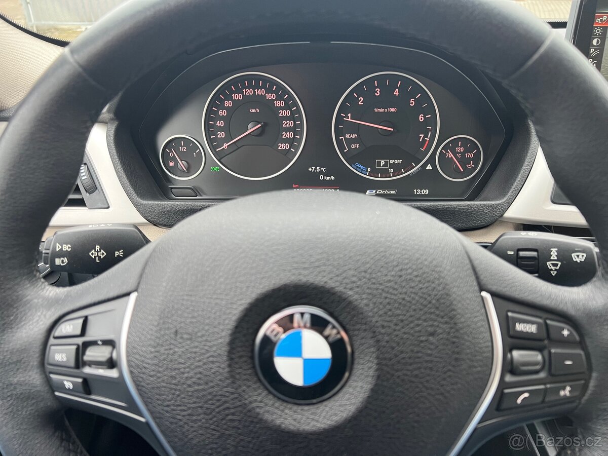 BMW 330e 185kw ČR LED memory nelakováno nebouráno - 9