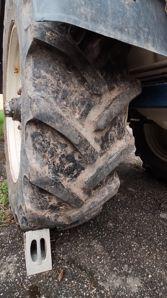 Tažený postřikovač MGM A4024 - 9