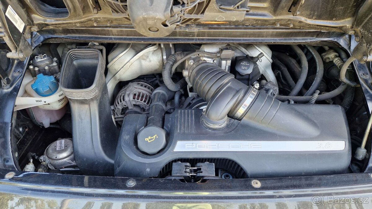 Porsche Carrera 911 S - 9