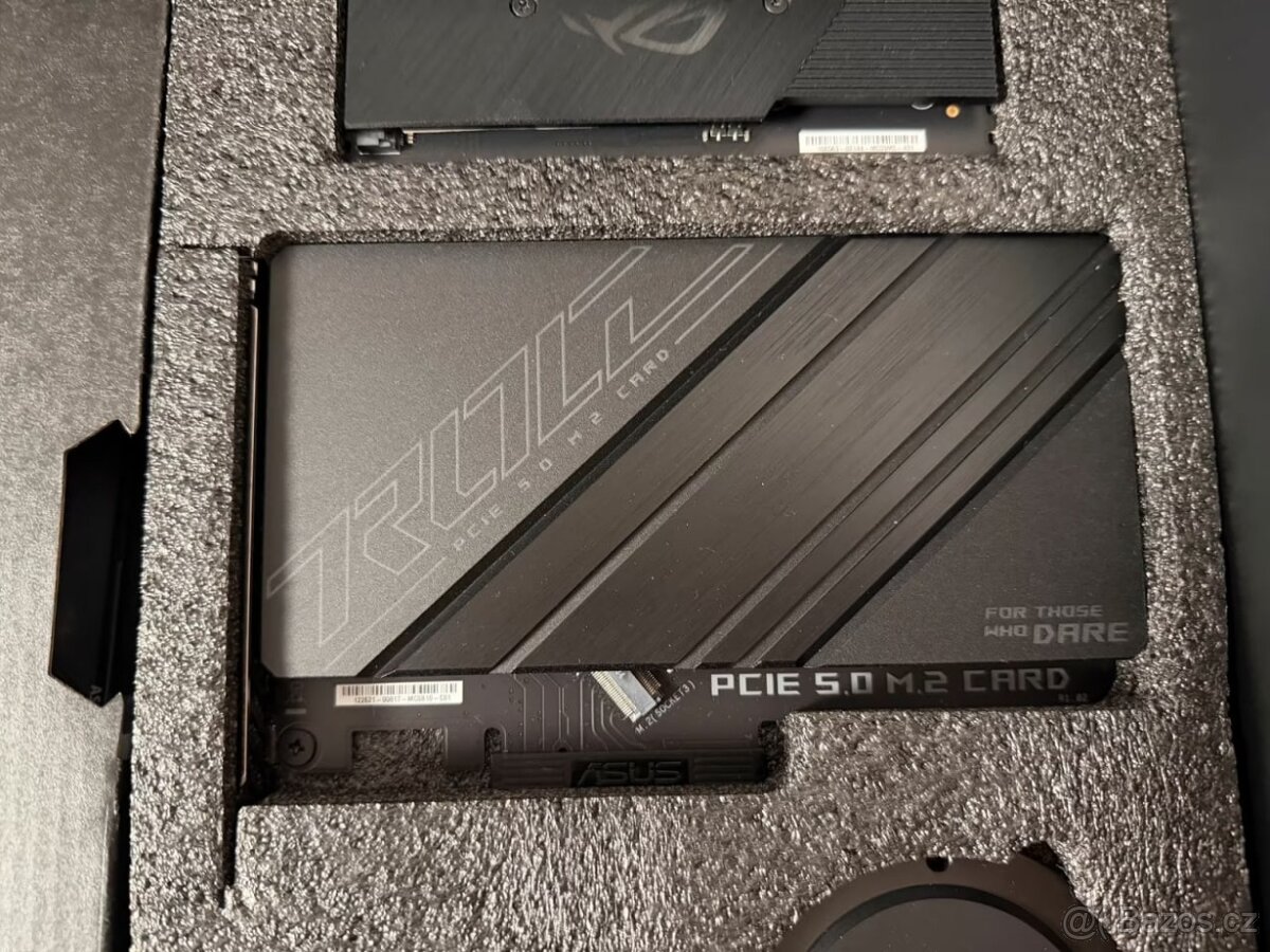 Herní základní deska ASUS ROG Maximus Z790 APEX LGA1700 - 9