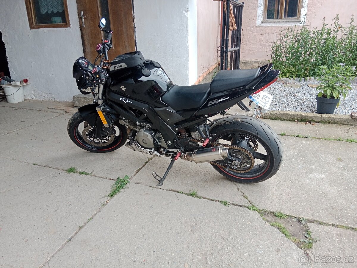 Suzuki SV 1000 N - 9