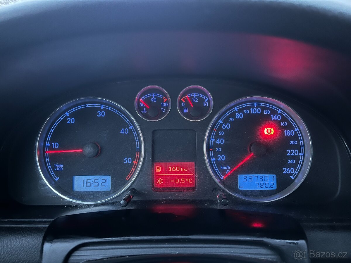 Volkswagen Passat 1.9 TDI - 9