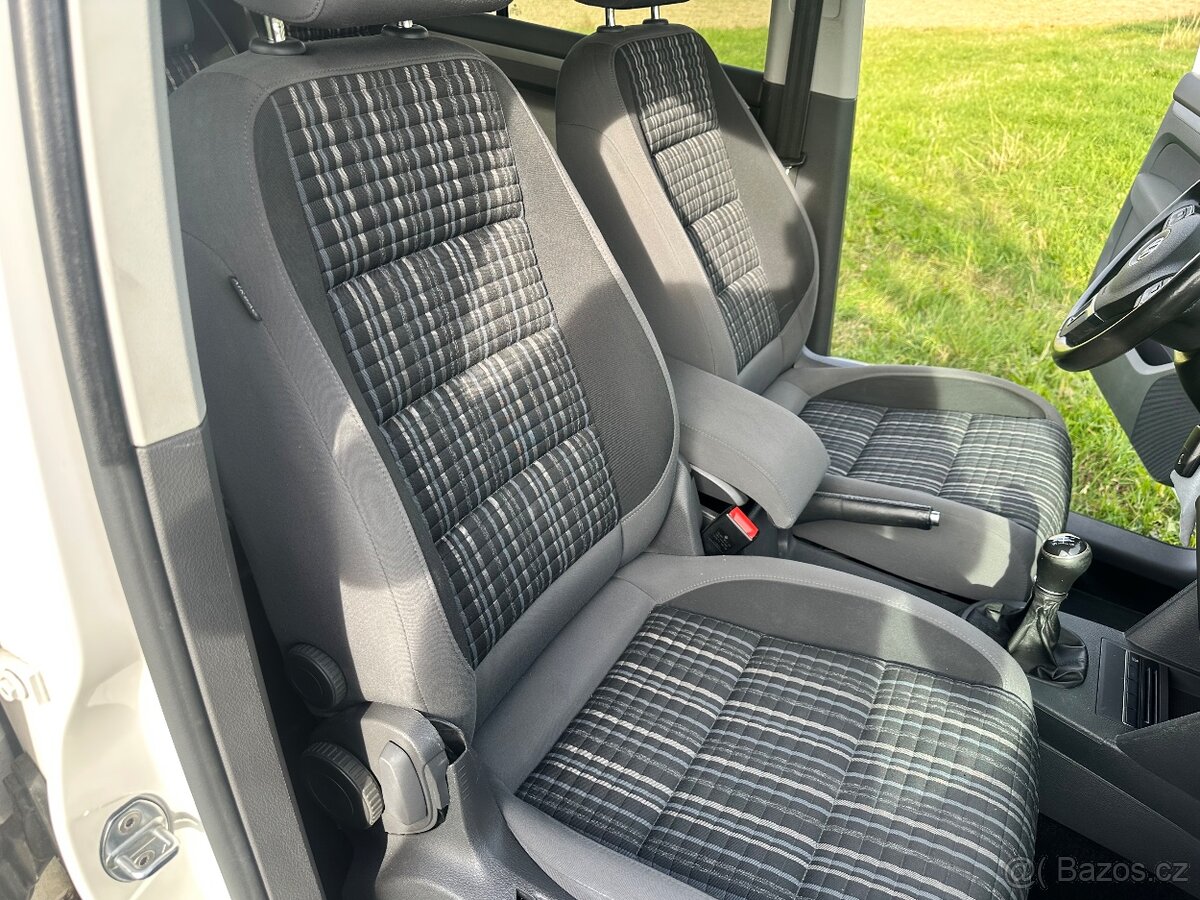 Vw cross touran 2.0 tdi 103kw - 9