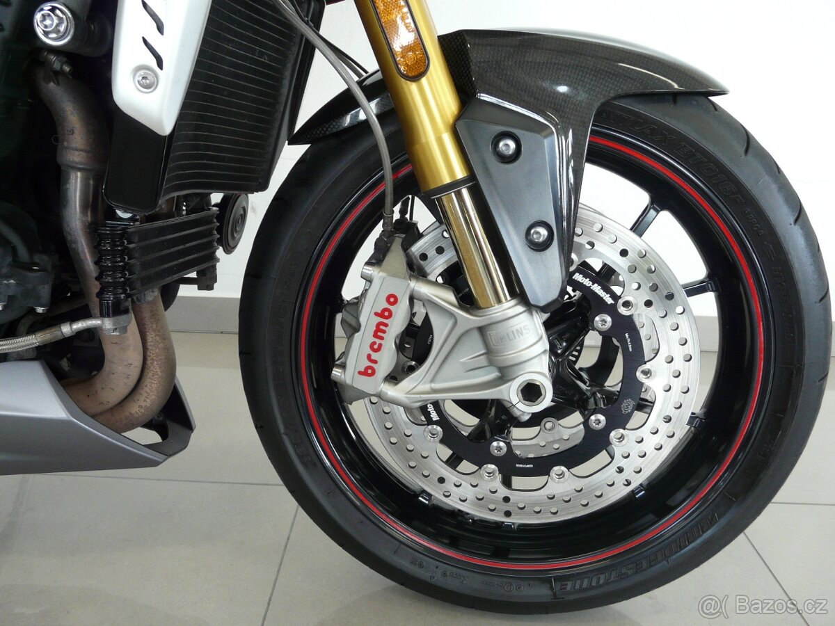 Triumph Speed Triple R 1050 - 9