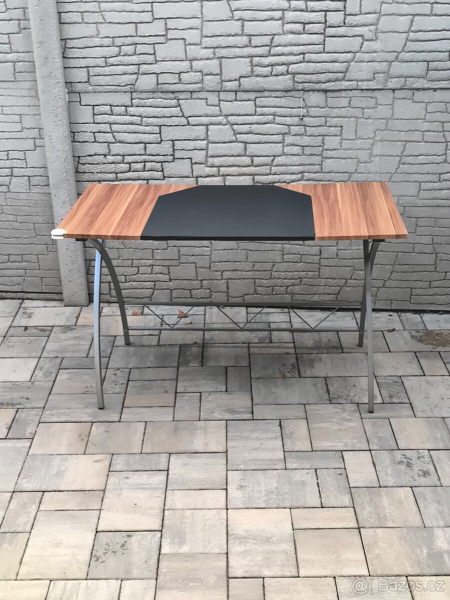 Prodám psací stůl (PC stůl) - 9