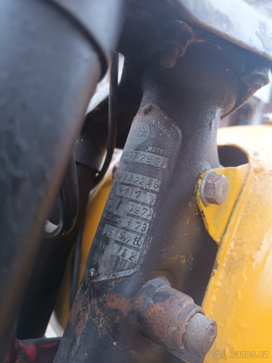 ČZ 175/477 r.v. 1971 funkční, po laku, bez TP - 9