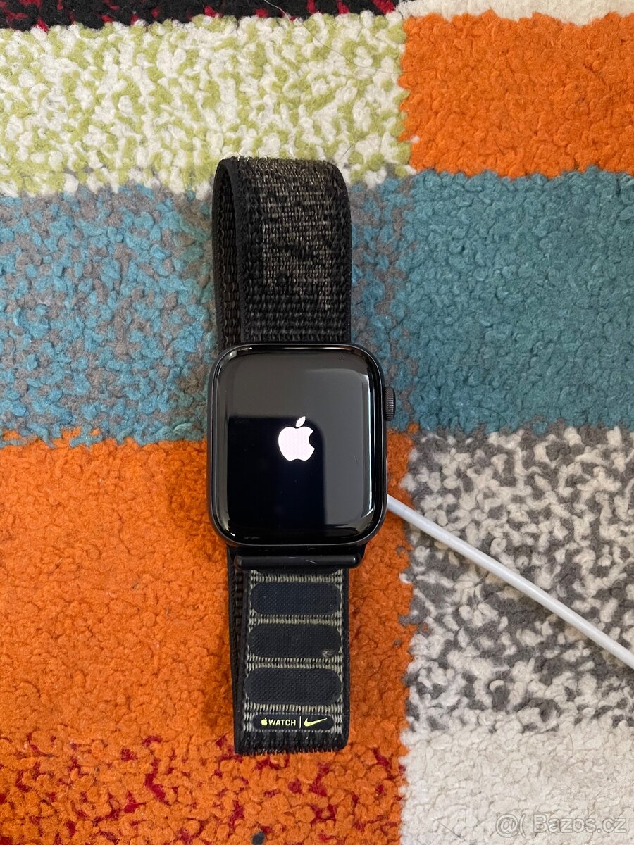 Apple Watch Nike SE 40 mm - 9