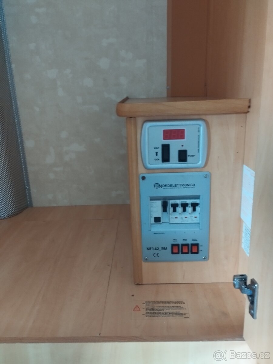 ANGLICKÝ KARAVAN SWIFT S 473 - 9