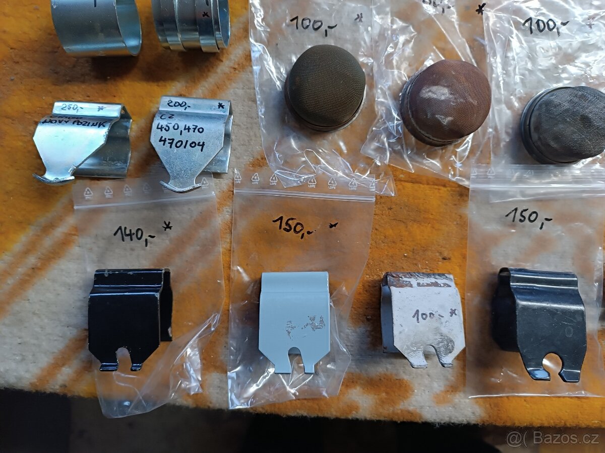 Tachometr Jawa,zámek ,matice,sítko, zajištění sedadla,maska, - 9