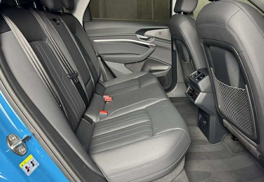 Audi E-Tron 55 300 kW S-Line - 9