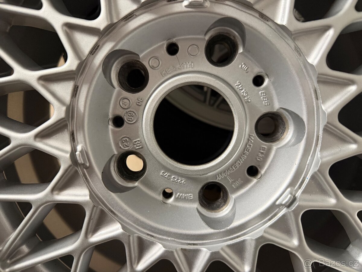 Originál kola “15” BMW E30 M3 - 9