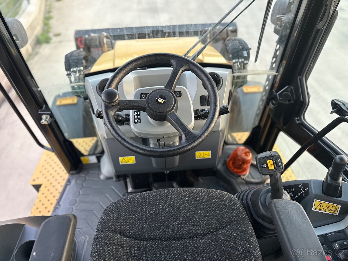 Caterpillar 432 / 2020 , 680 hrs traktorbagr - 9