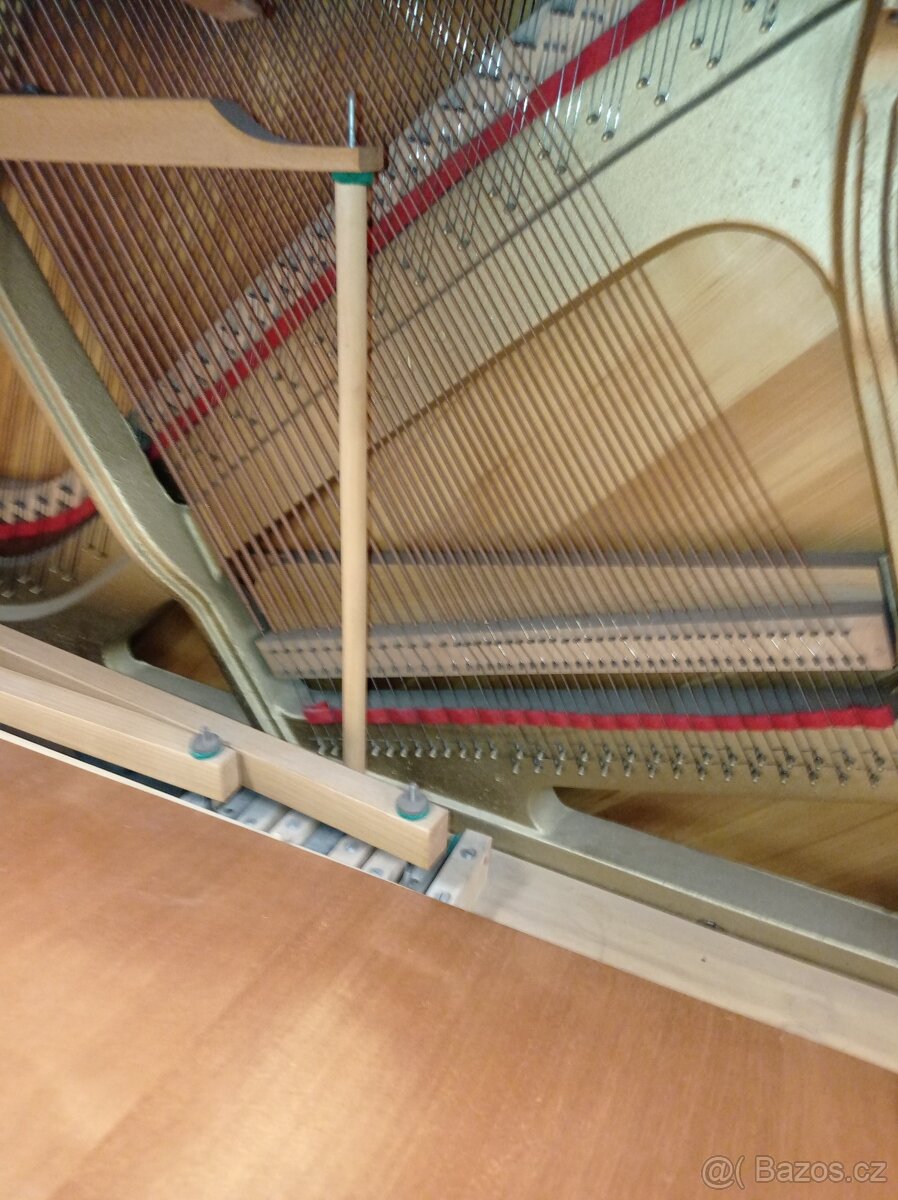 Piano, pianino, klavír Petrof - 9