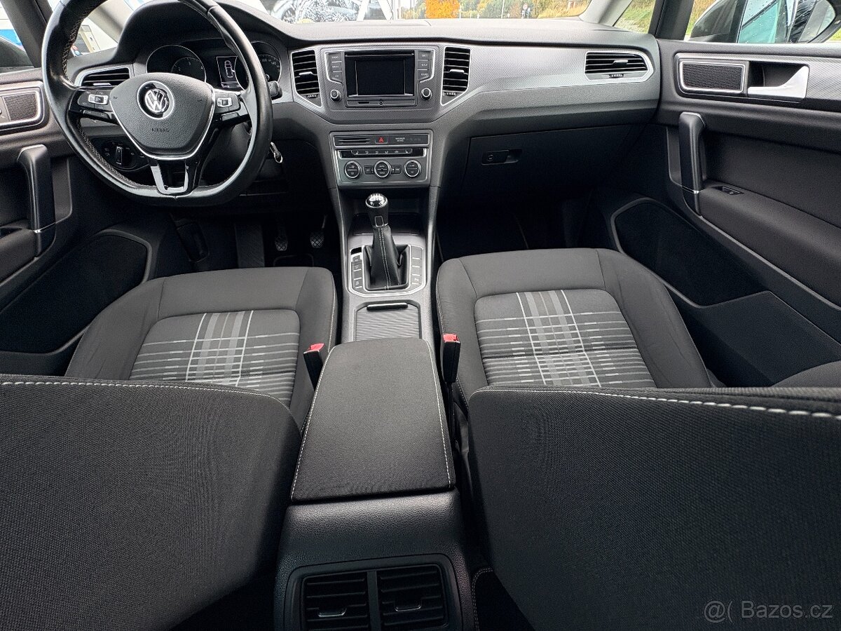 VW Golf 7 SPORTSVAN LOUNGE 2.0 Tdi 110kw/150ps Závěs Alu - 9