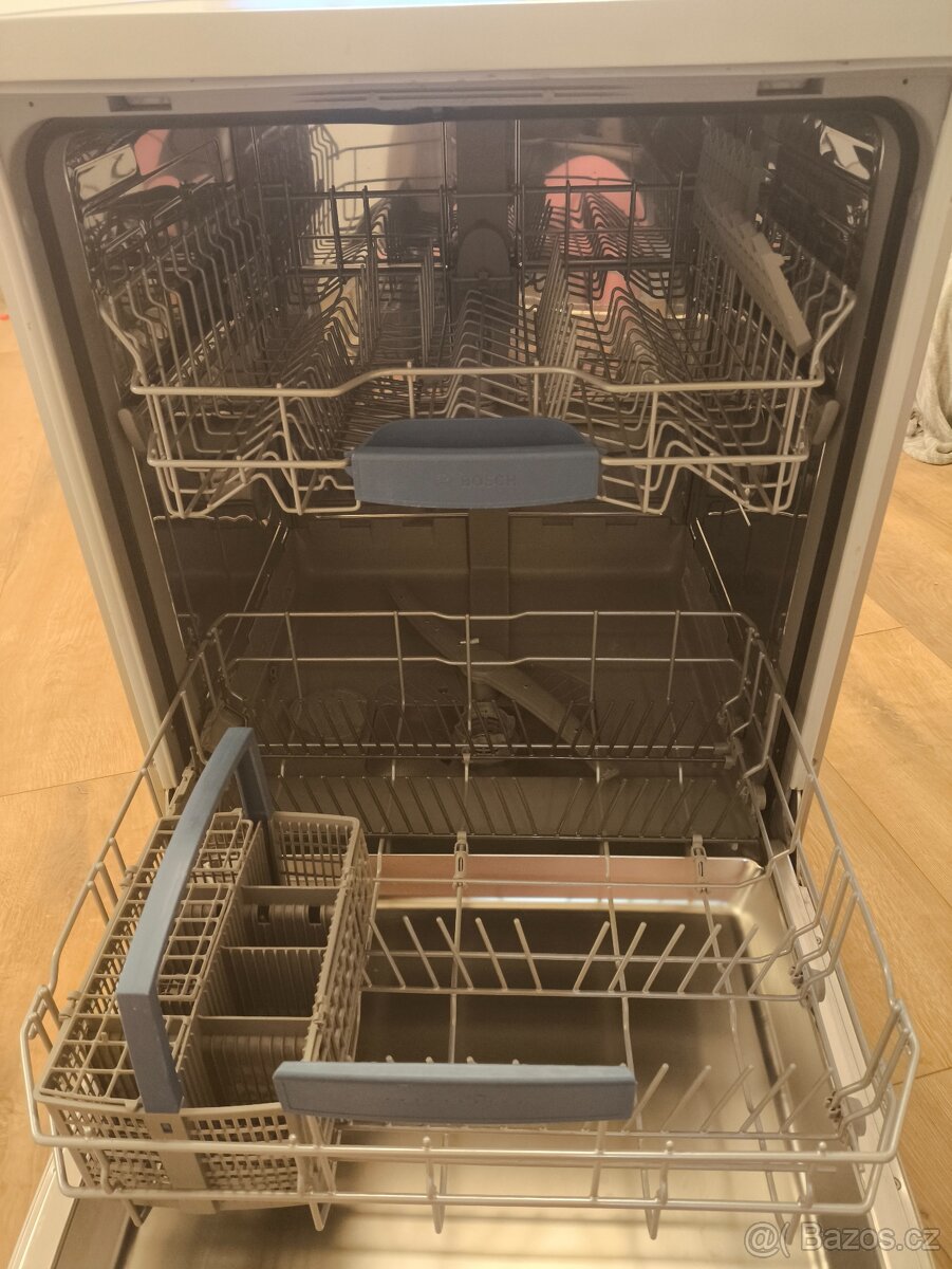 Myčka BOSCH - 9