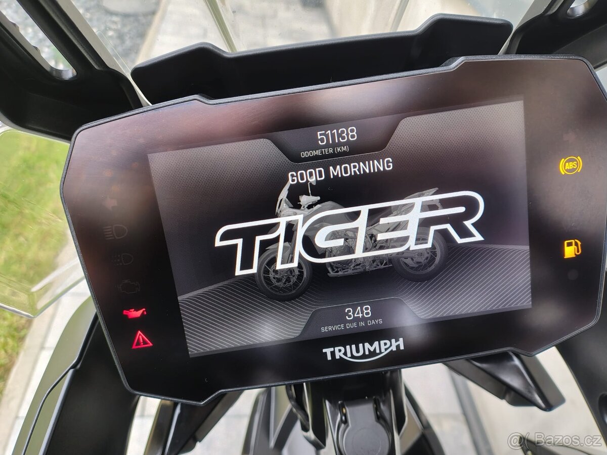 Triumph Tiger 900 GT - 9