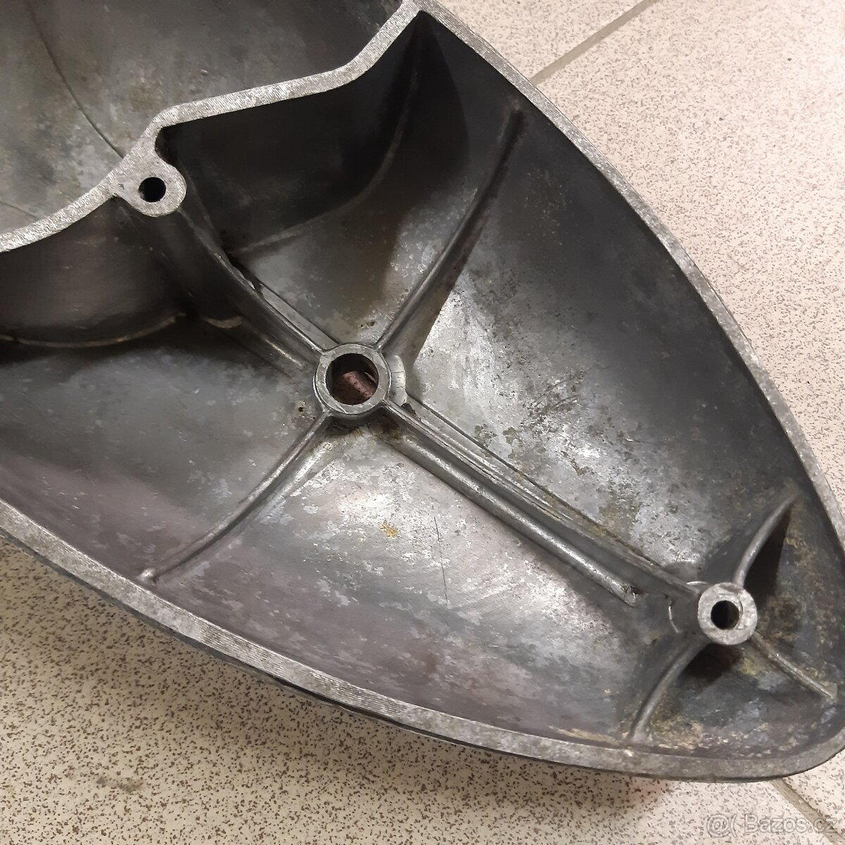 Jawa 250 pérak -komunista kryt motoru - 9