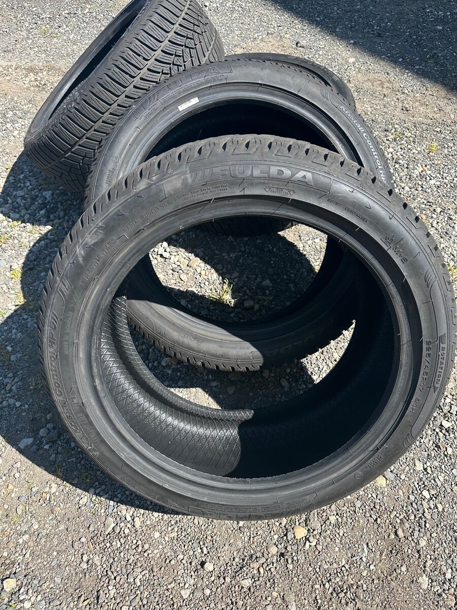 Zimní pneu r17 - 9