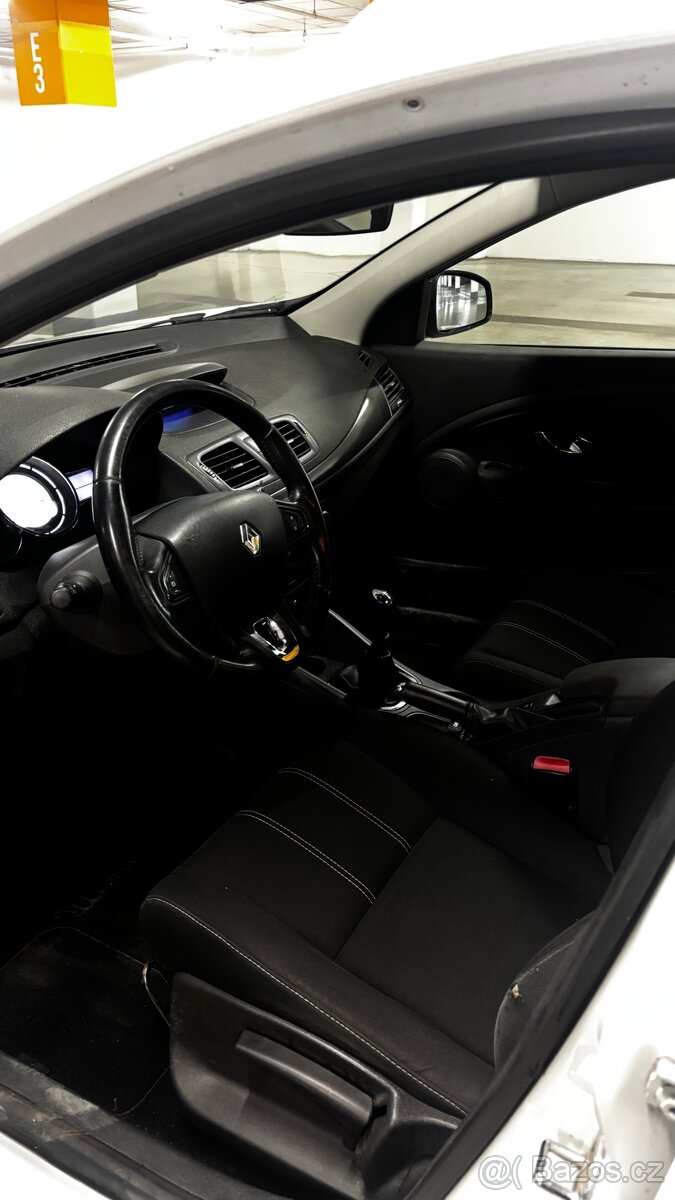 Renault Megane 2015 1.5dCi - 9
