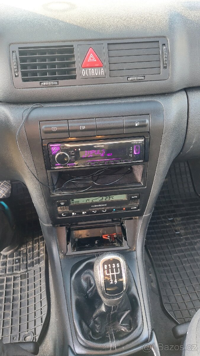 Škoda Octavia combi 1.9tdi 66kw - 9