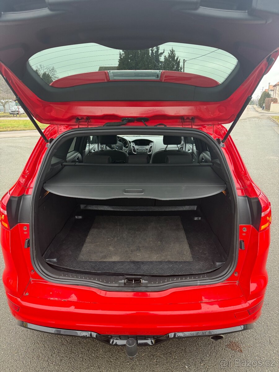 Ford Focus ST-Line Red&Black Edition - 9