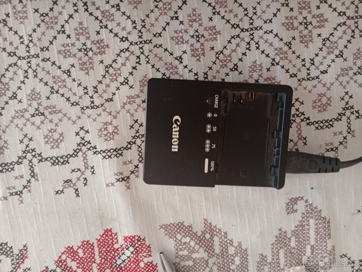 Canon EOS 70d , sigma - 9