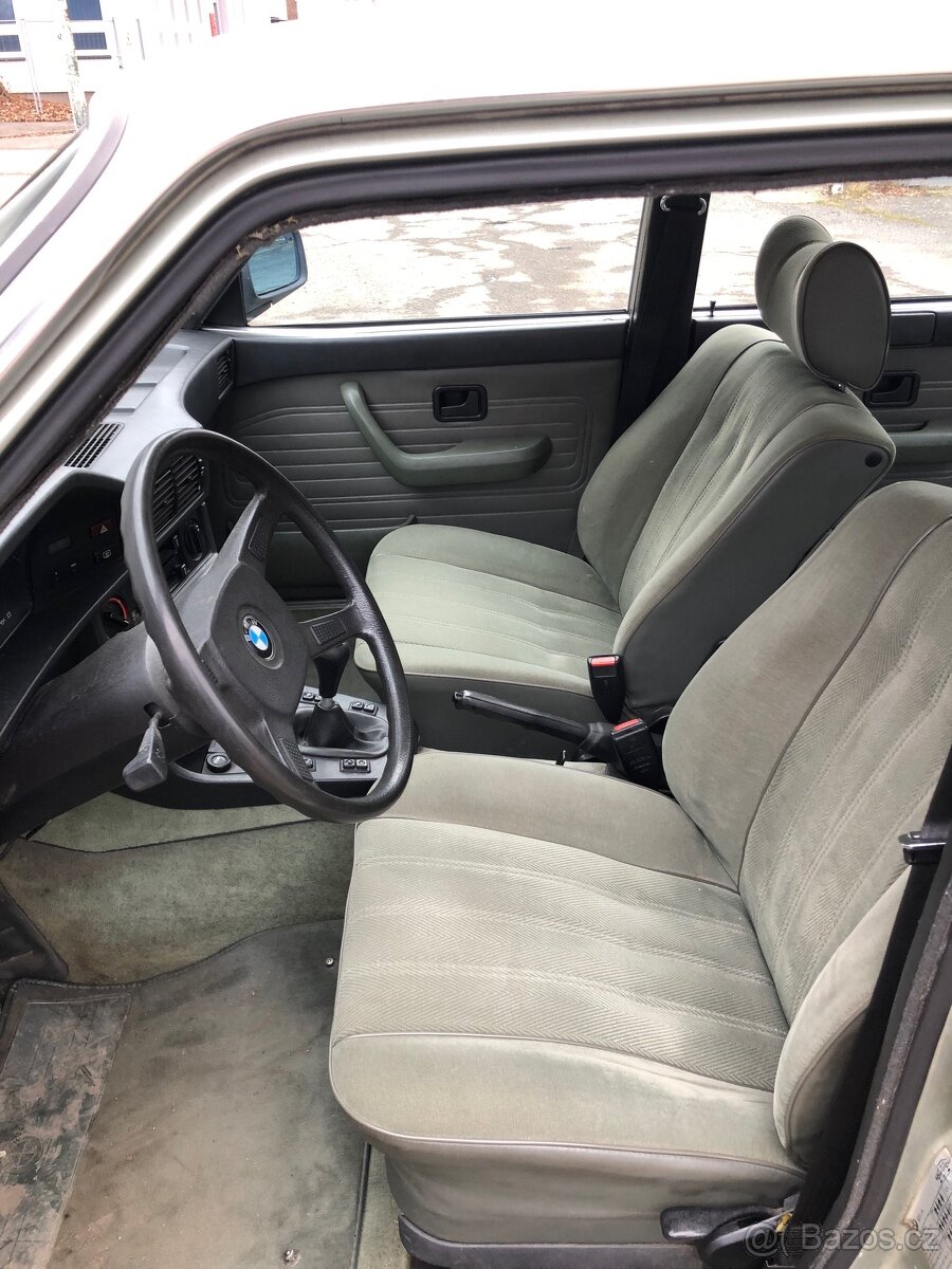 BMW 520i E28 - 9