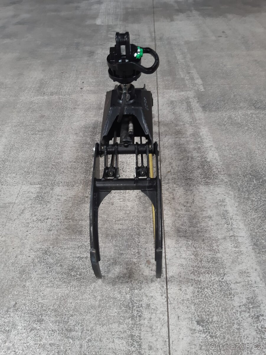 drapák na klest CD20 4-zubý s rotátorem FORMIKO 3t - 9