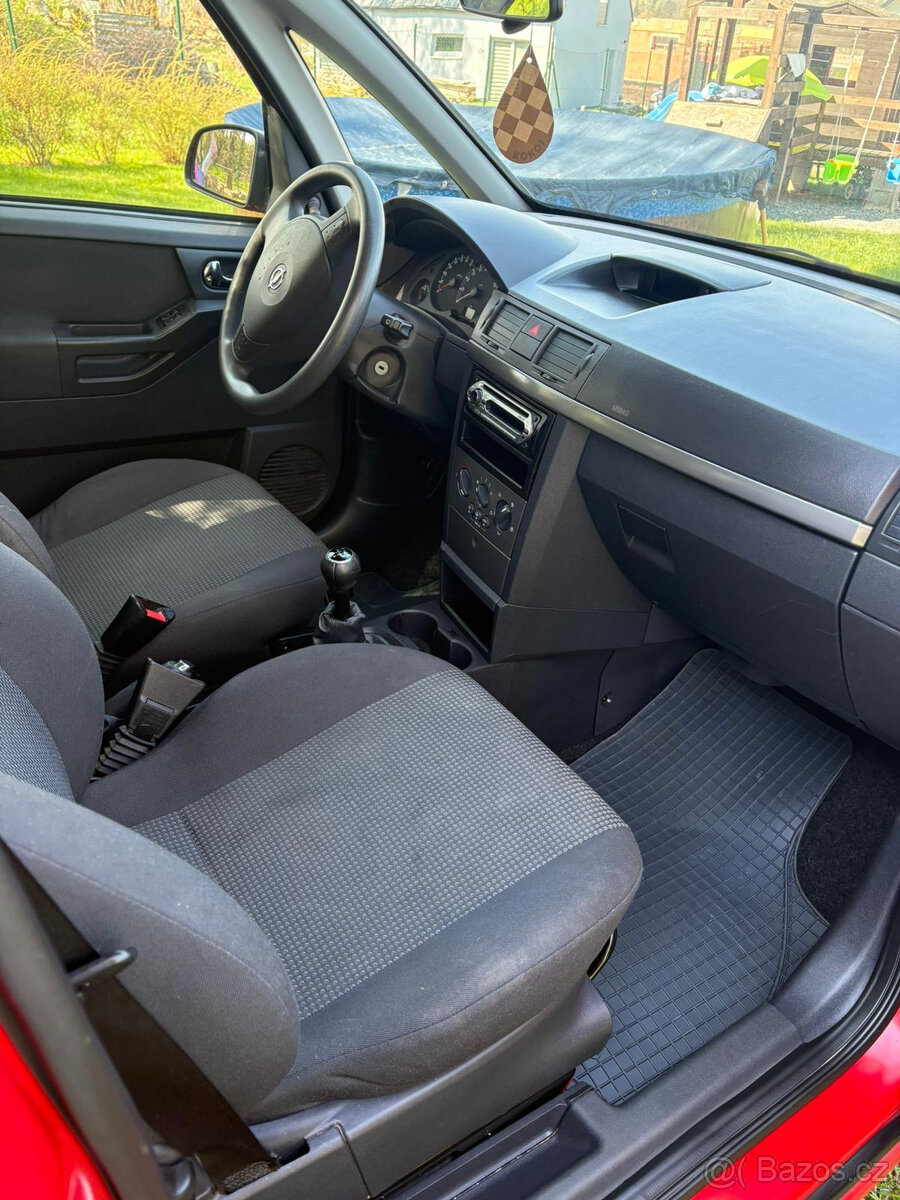 Opel Meriva 1.4 - 9