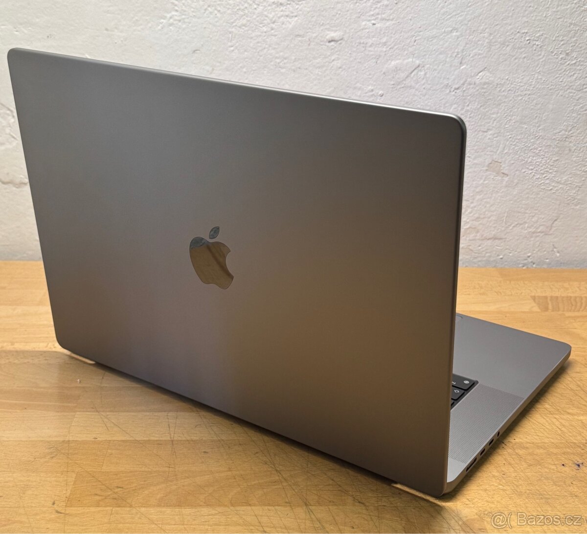 MacBook Pro 16” 2021/32GB RAM/M1 PRO/1TB SSD/Záruka - 9
