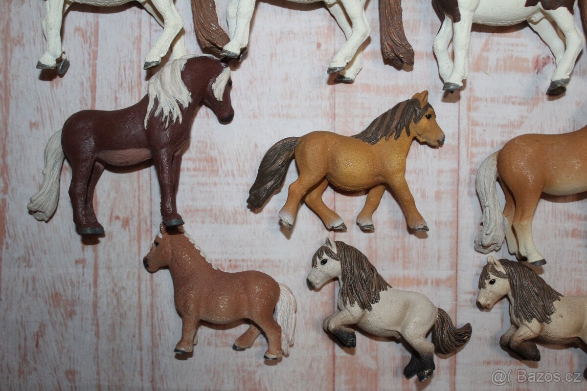 Figurky koní Schleich V - 9
