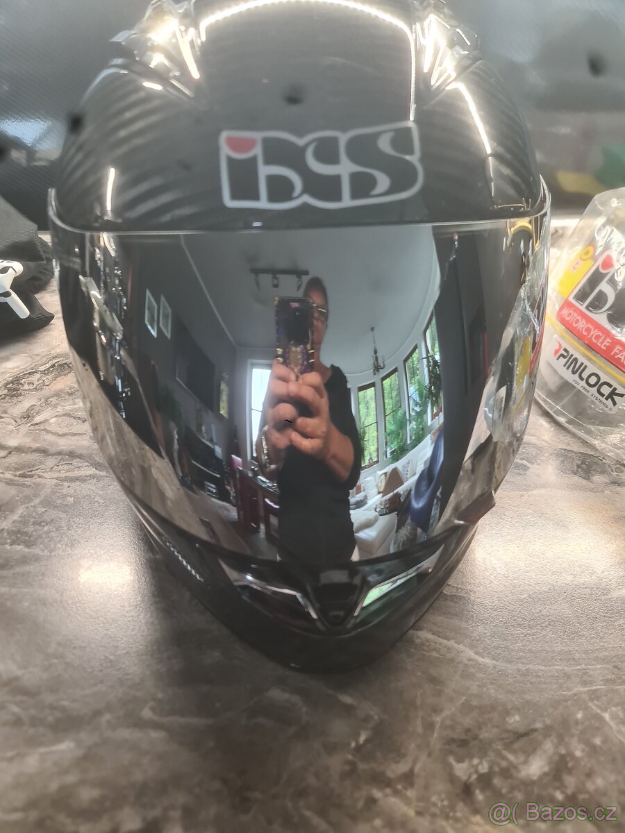 IXS karbonová přilba - 9