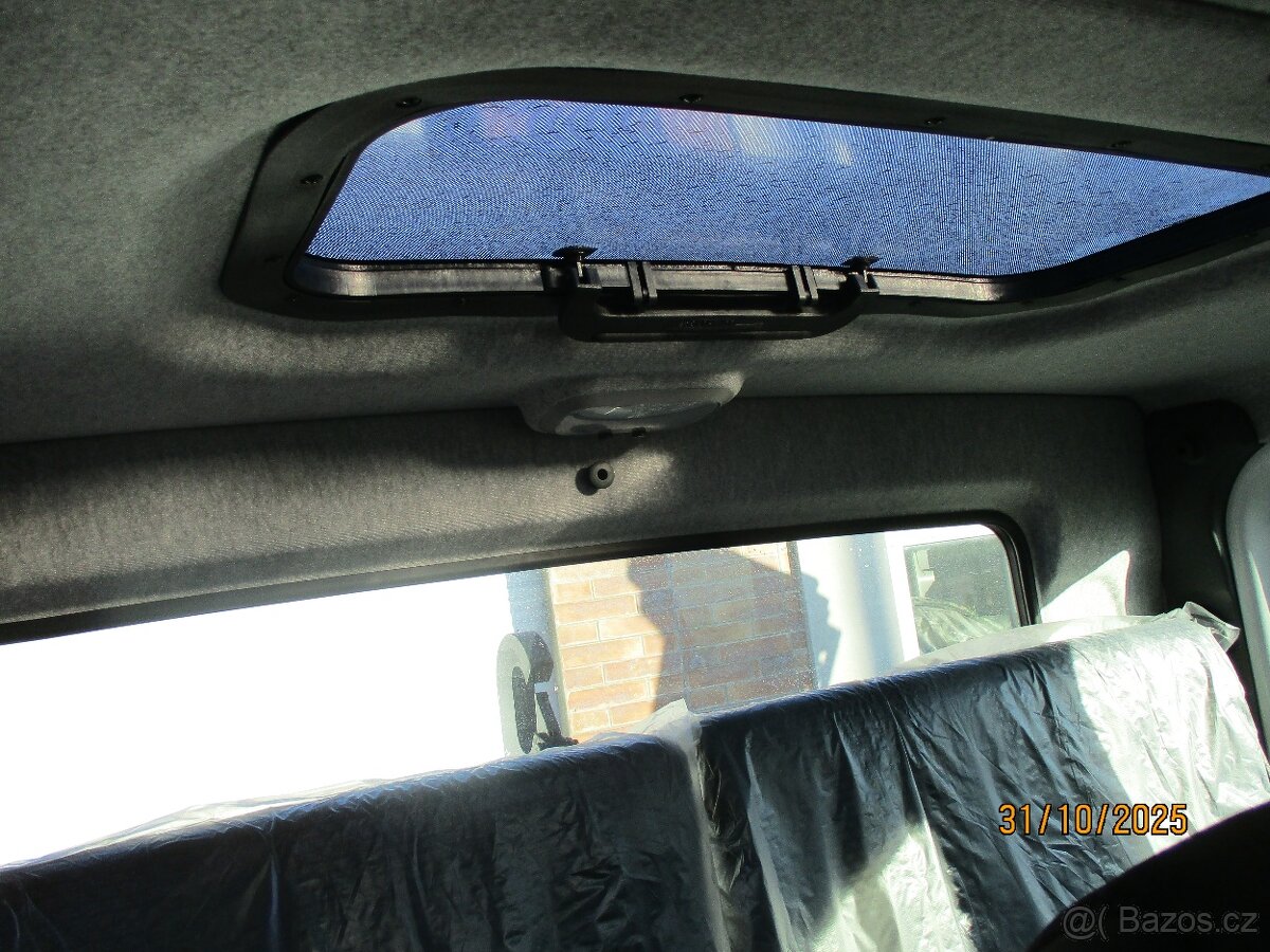 Hákovy nosič kontejneru do 3.5T - 9