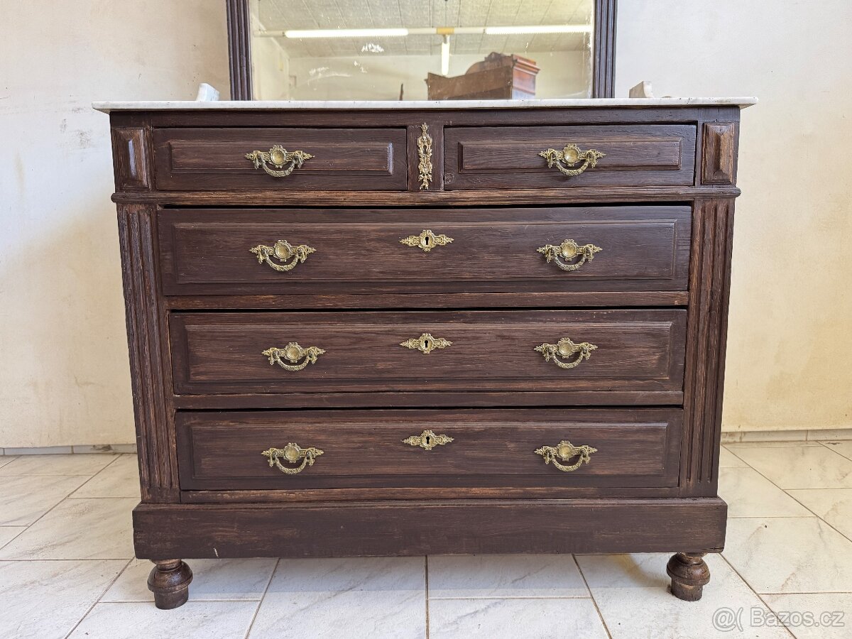 Starožitná toaletní komoda - 9