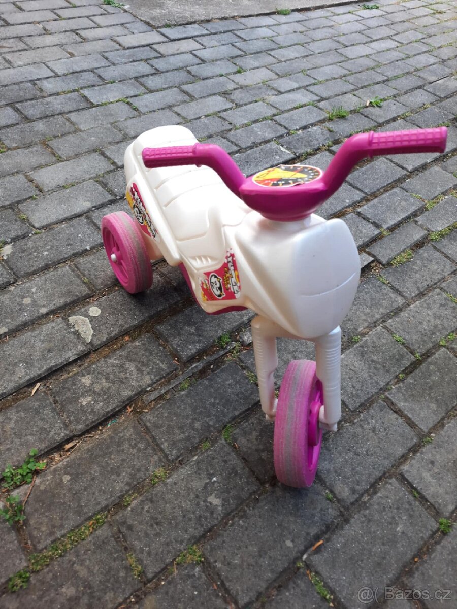 Chodítka, odrážedla, ohrádka, postýlka, botičky vel. 22, - 9