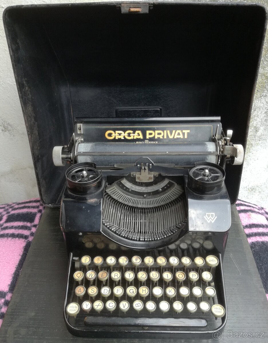 Psací stroj ORGA PRIVAT - 9