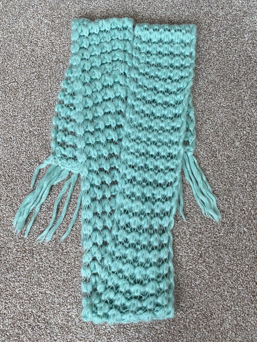 Nová dlouhá dámská pletená šála - světle zelená - 9