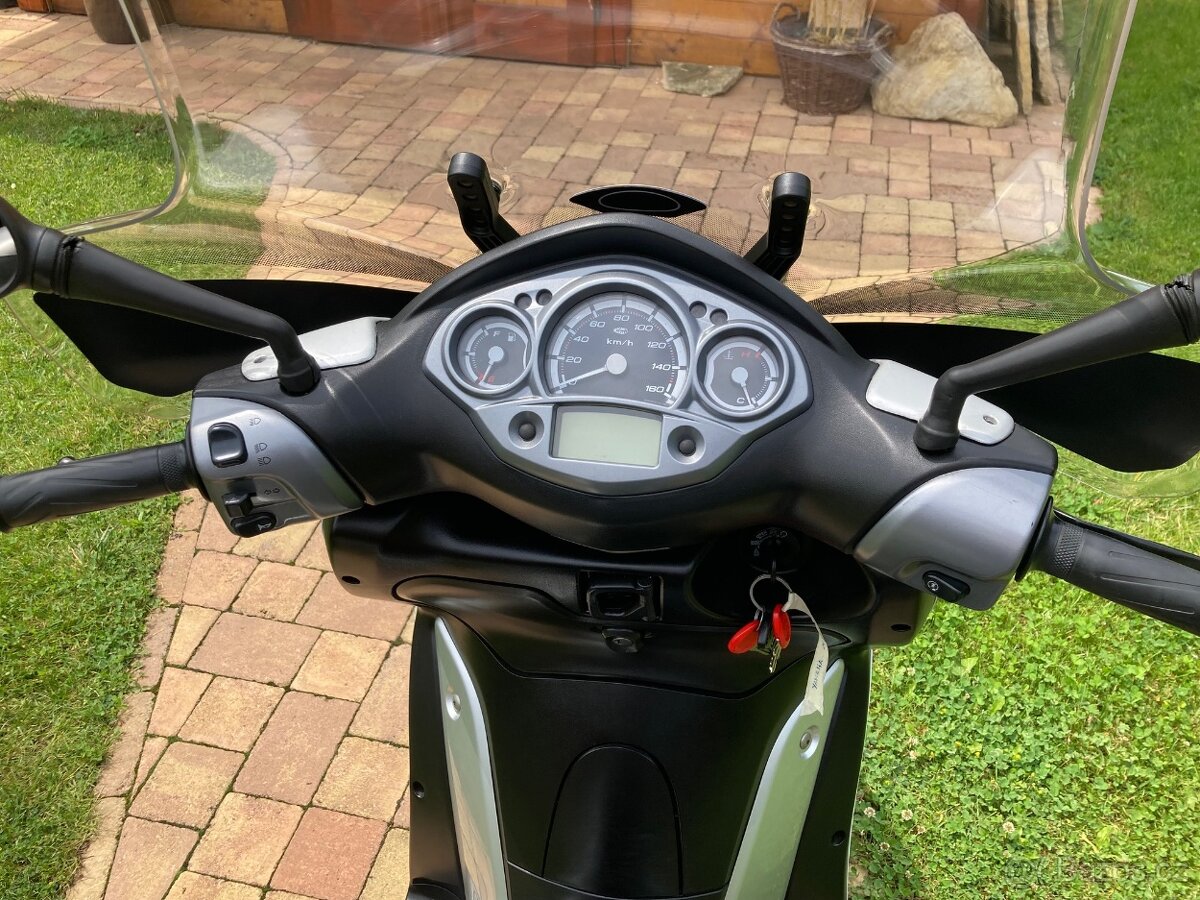 Yamaha X-city 250 - 9