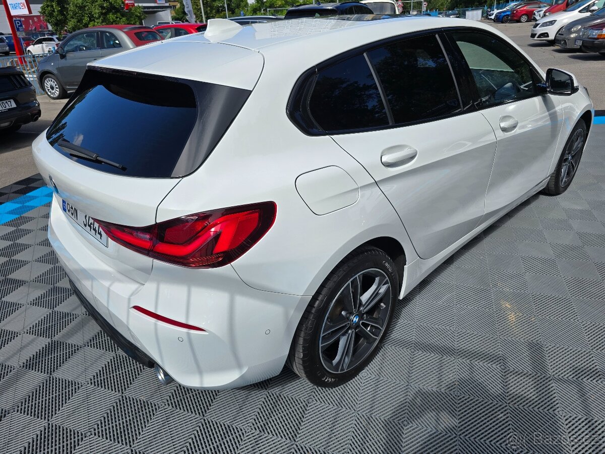 ⭐BMW Řada 1 /118d/110kw/2022/LED/PANORAMA⭐ - 9