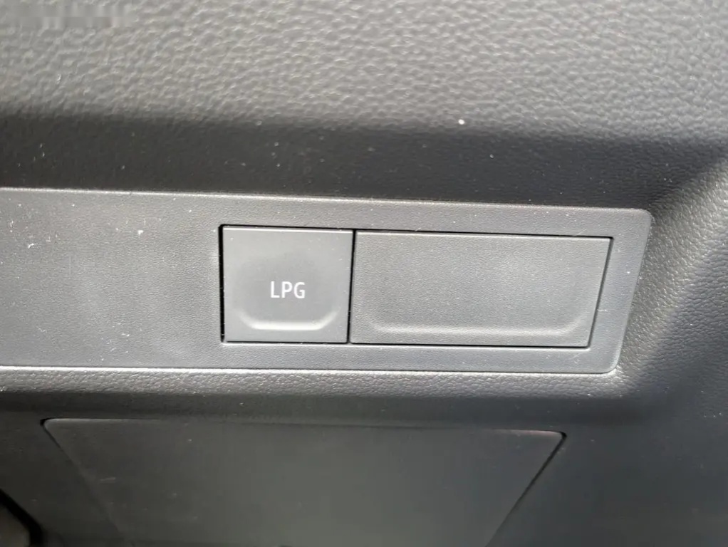 Renault Captur, Techno Eco-G 100 - 9