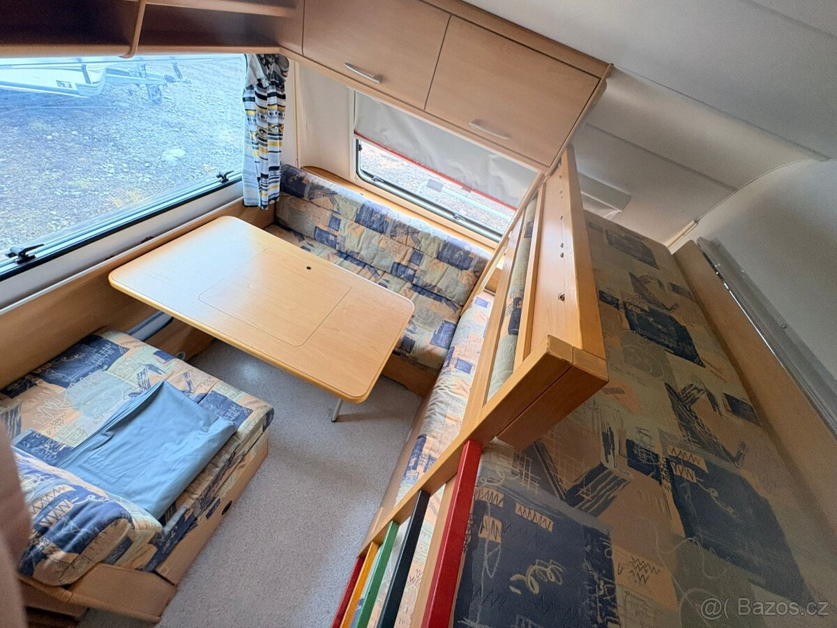 Knaus Sudwind 530, předstan, WC, STK, Palandy - 9